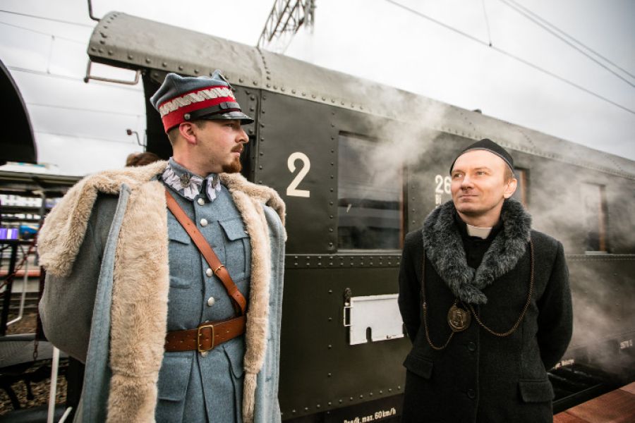 100-lecie powrotu Pomorza do Polski. Pociąg z generałem Hallerem dojechał do Pucka.